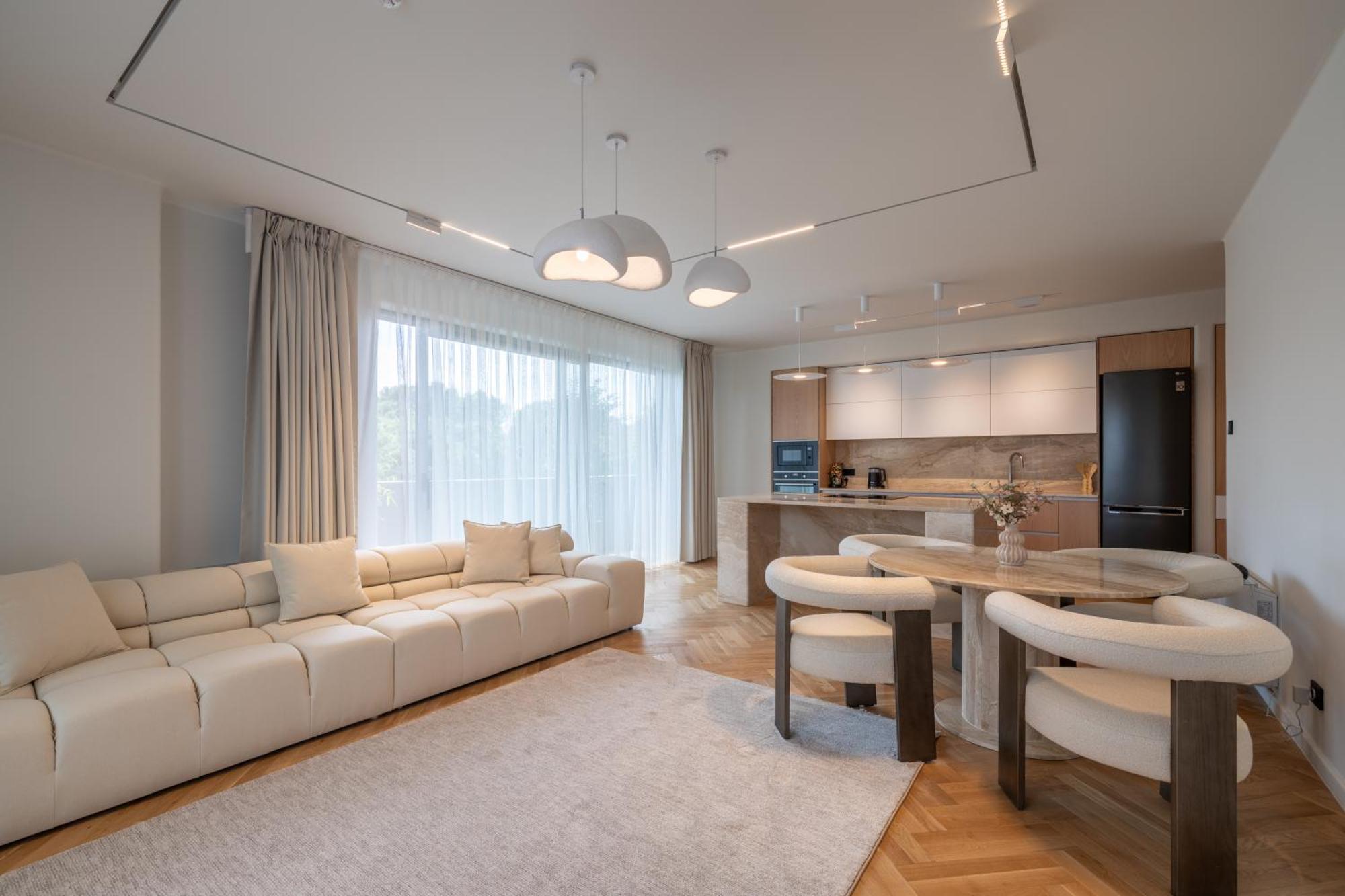 Vater Selected Apartments Тирана Экстерьер фото